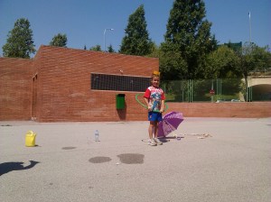 Hem utilitzat objectes per inventar-nos l'ús. Aquí podeu veure un bolet! :) 